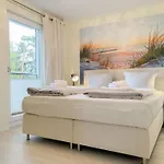 Timmare Seaside דירה
